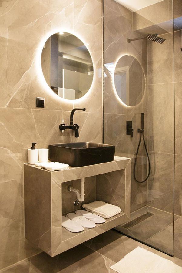 P J Luxury Suites 塞雷 外观 照片
