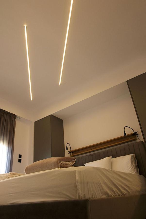 P J Luxury Suites 塞雷 外观 照片