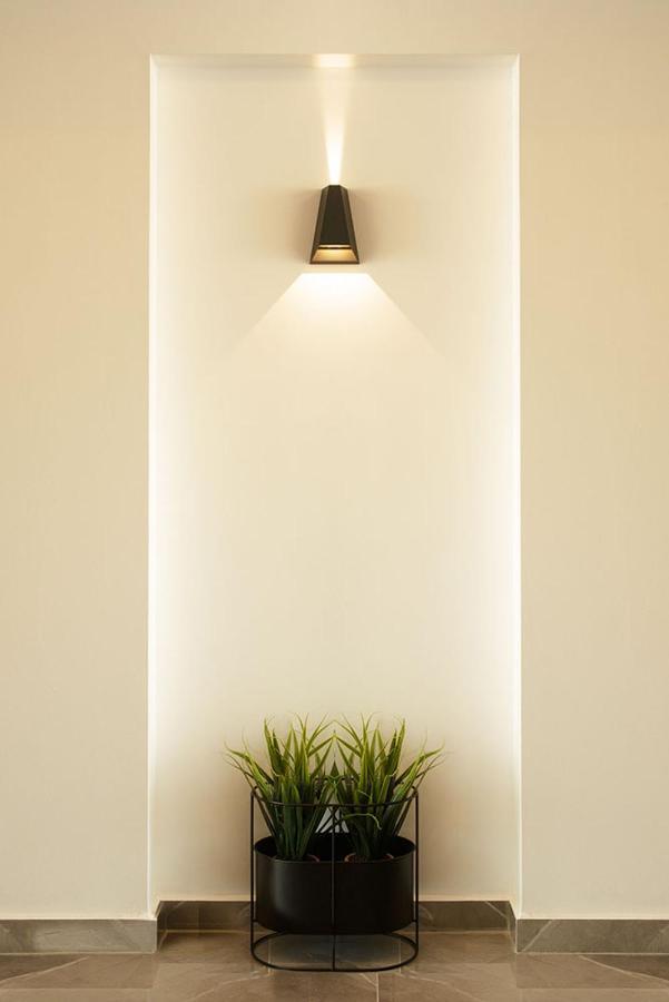 P J Luxury Suites 塞雷 外观 照片