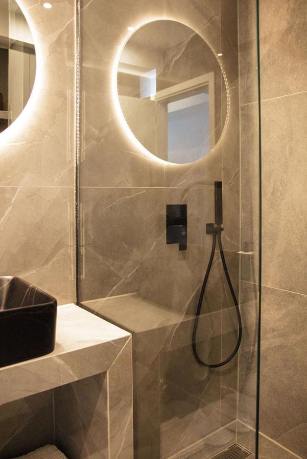 P J Luxury Suites 塞雷 外观 照片